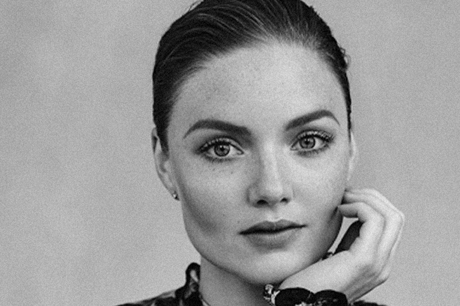 Holiday Grainger: A Vivid Look at Her Career, Family, and Private World 2 holiday grainge